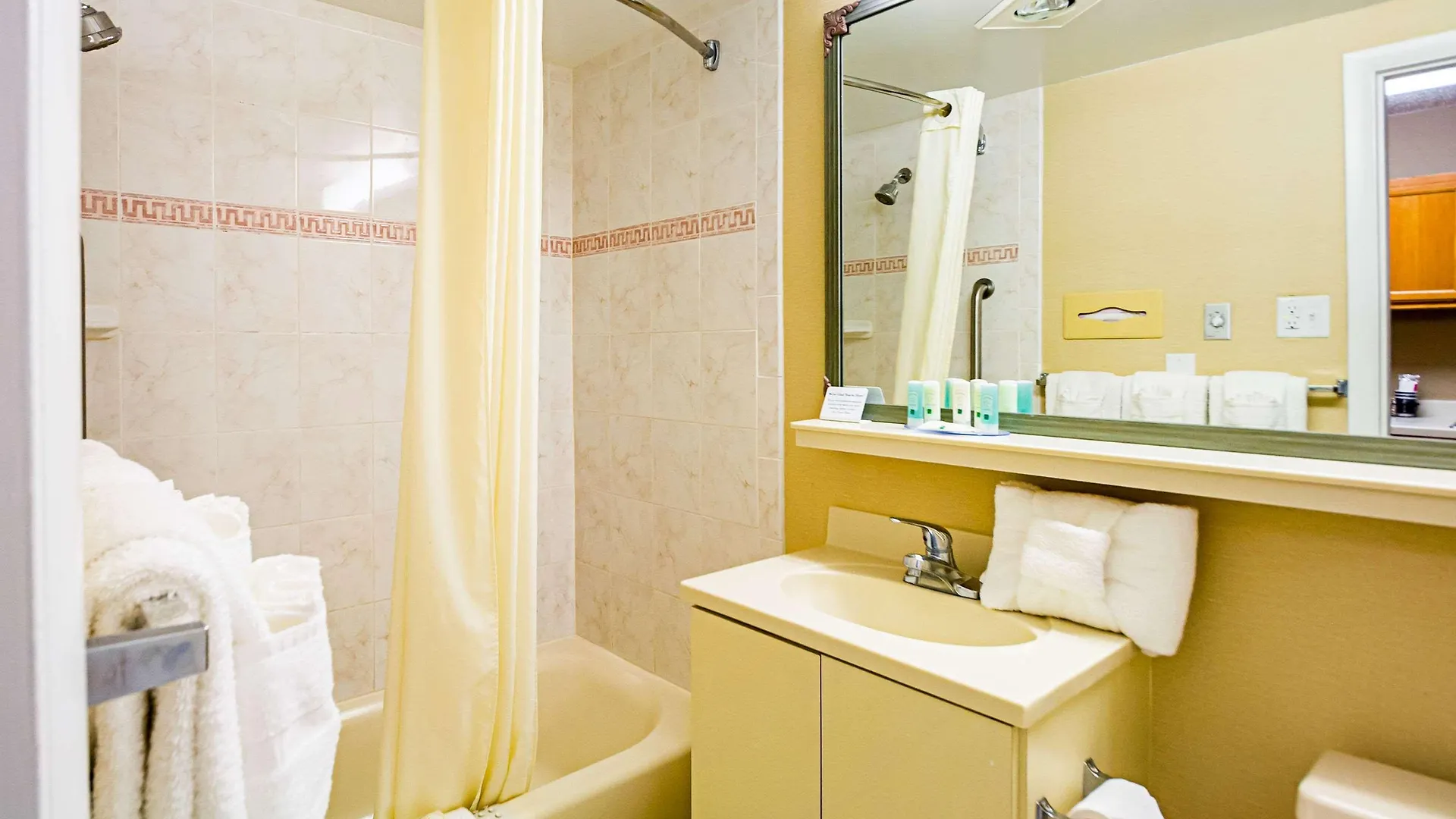 Quality Inn Oceanfront Ocean City
