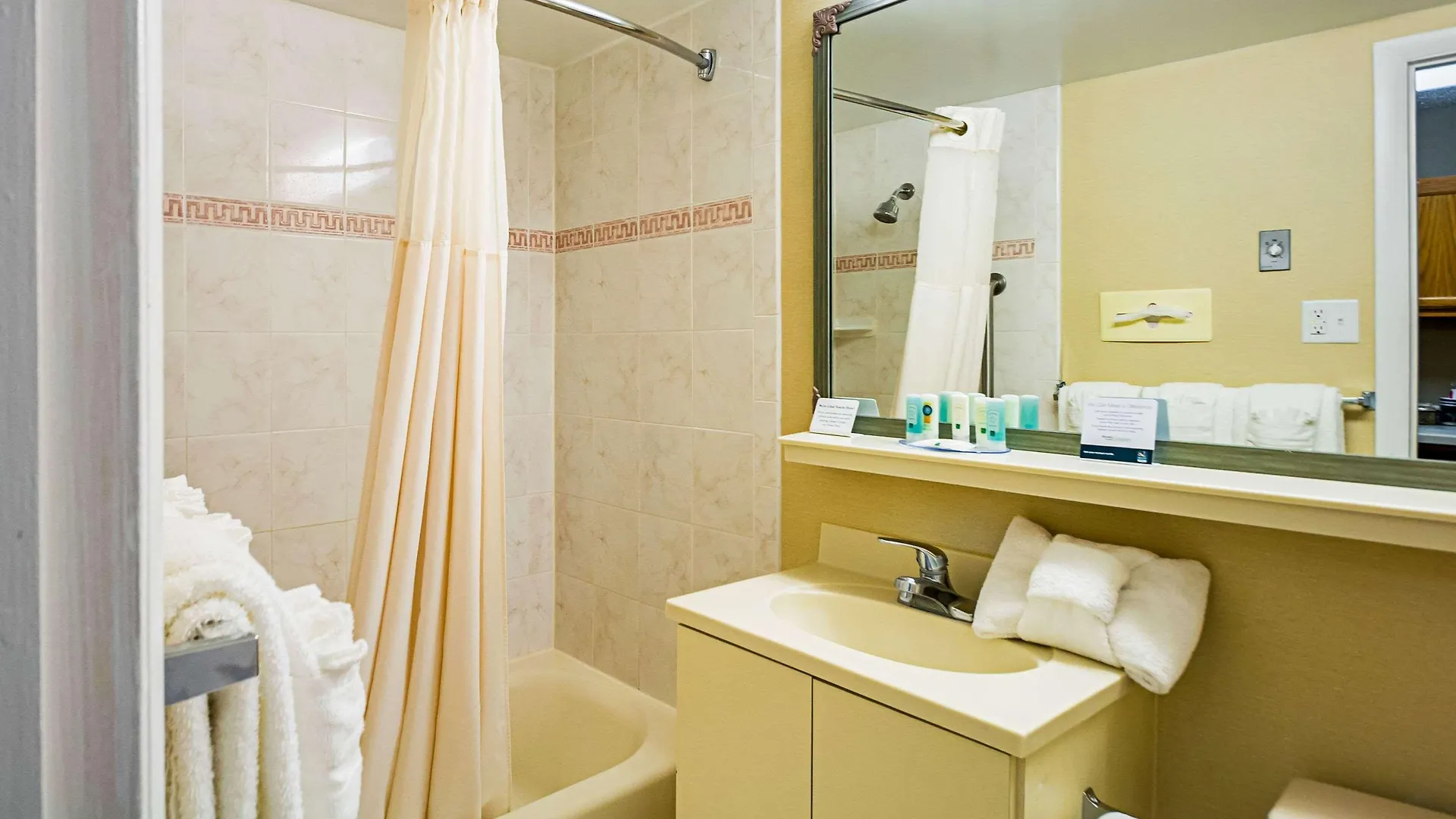 Quality Inn Oceanfront Ocean City