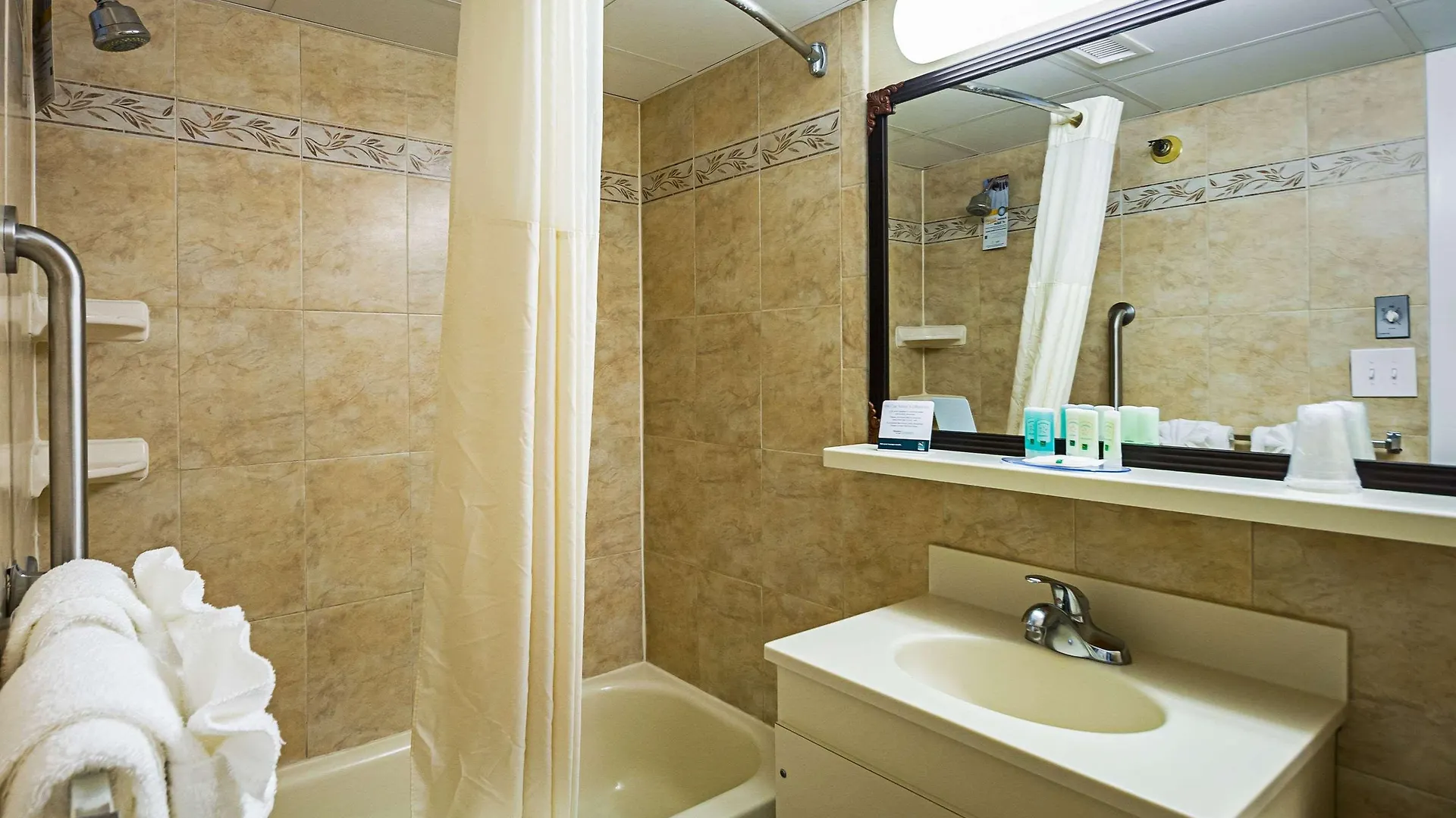 Quality Inn Oceanfront Ocean City